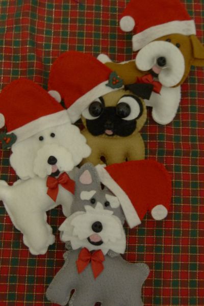 Cachorro noel para decorar a árvore